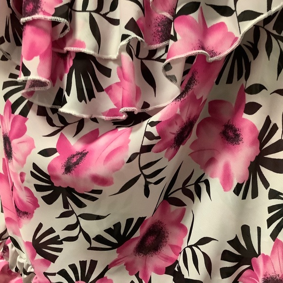 Off the shoulder top - Picture 5 of 7